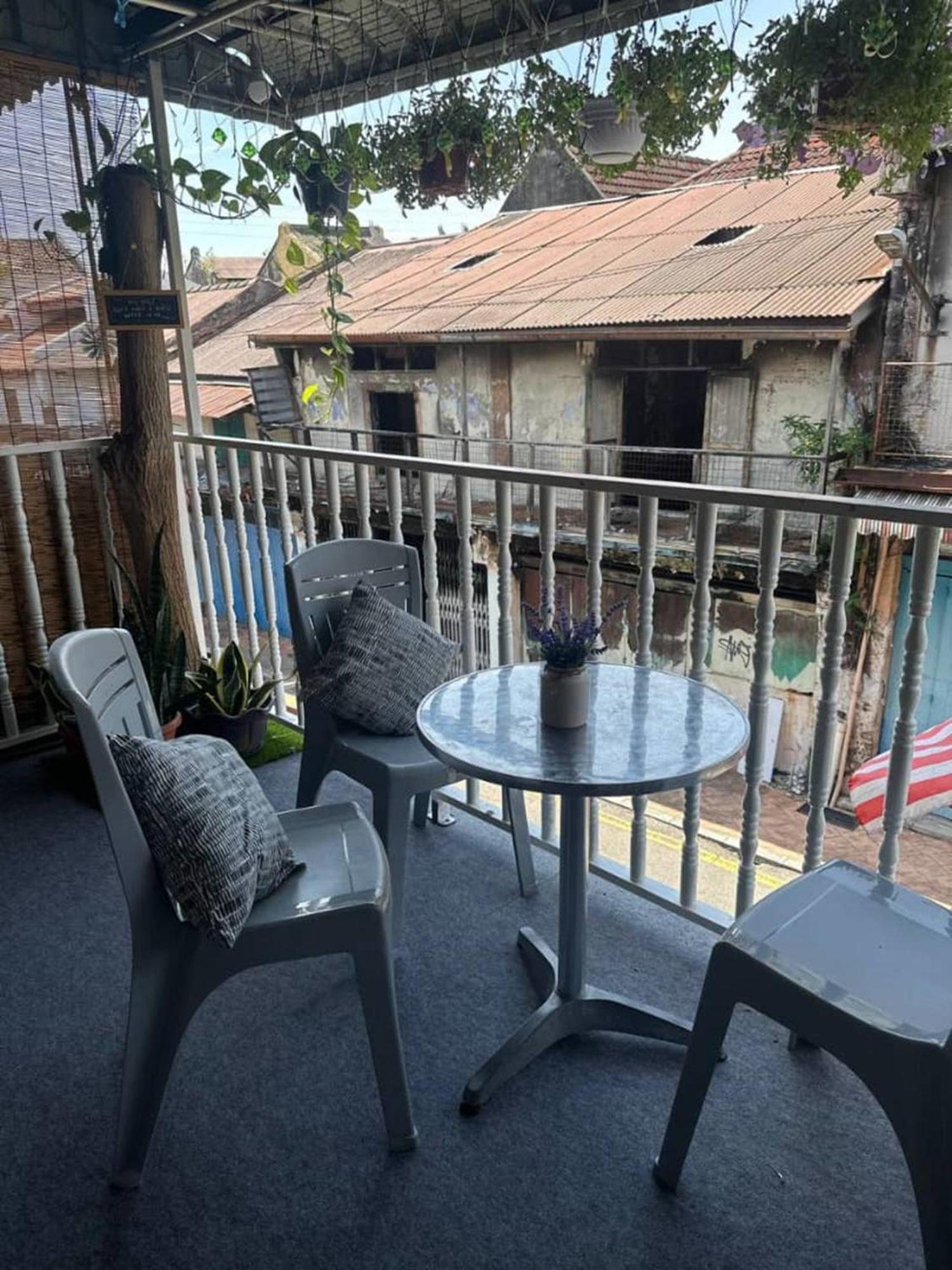 Spot On 90898 Kasturi Alley Guest House & Cat Hotel Malacca Exterior foto