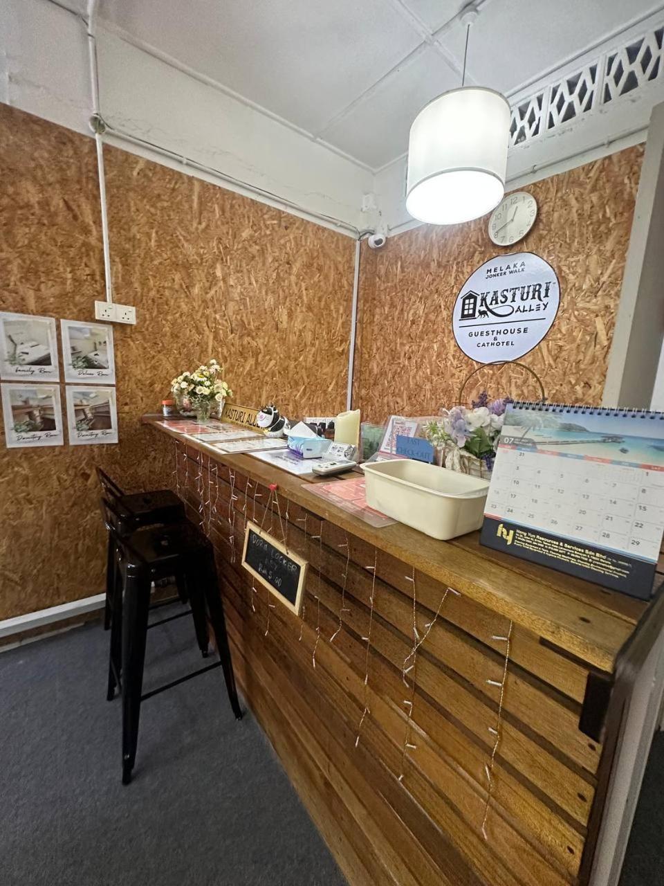 Spot On 90898 Kasturi Alley Guest House & Cat Hotel Malacca Exterior foto